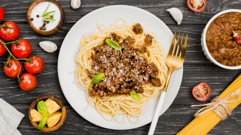 greek food beef stew with pasta moshari me makaronia